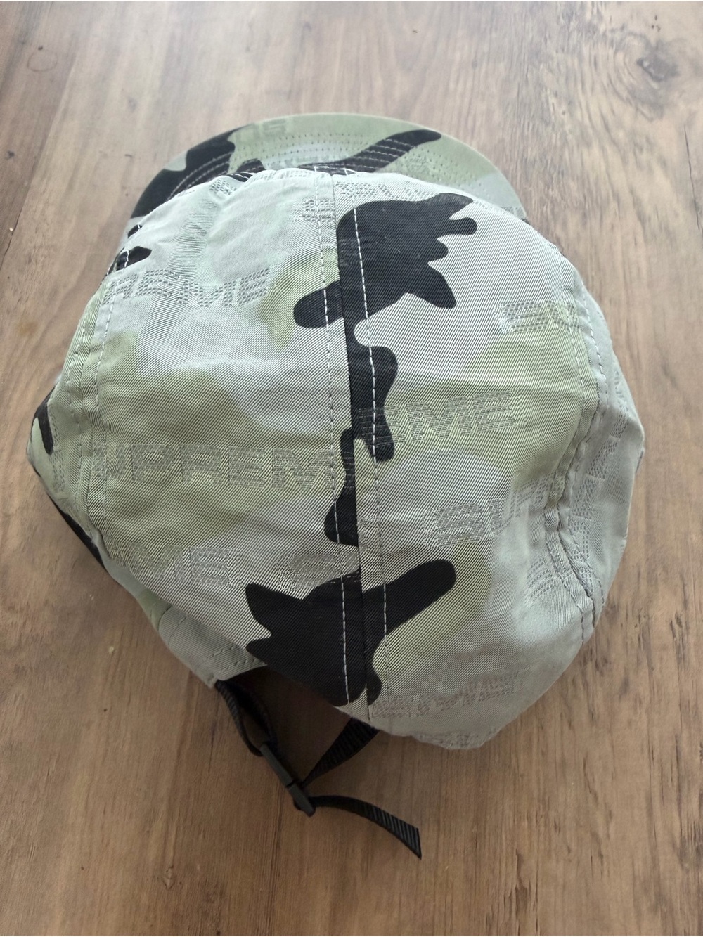 Supreme Camo 5-Panel Cap - Olive Green & Black - Picture 3 of 4